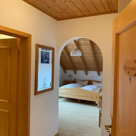 Landhaus Schneeberg Guest house Mosbach (Fulda)