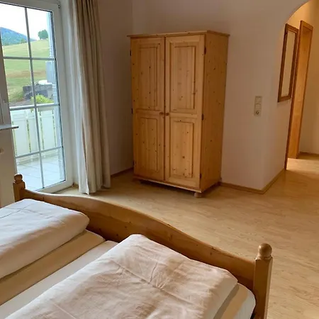 Landhaus Schneeberg * Mosbach (Fulda)